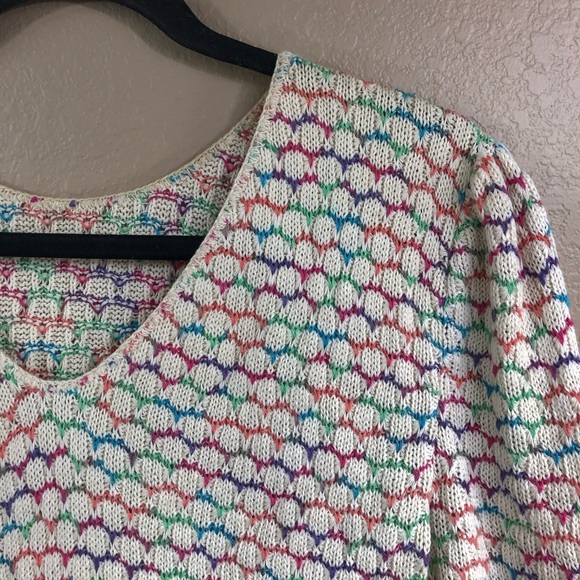 Cutest little vintage knit sweater!! - Picture 3 of 8